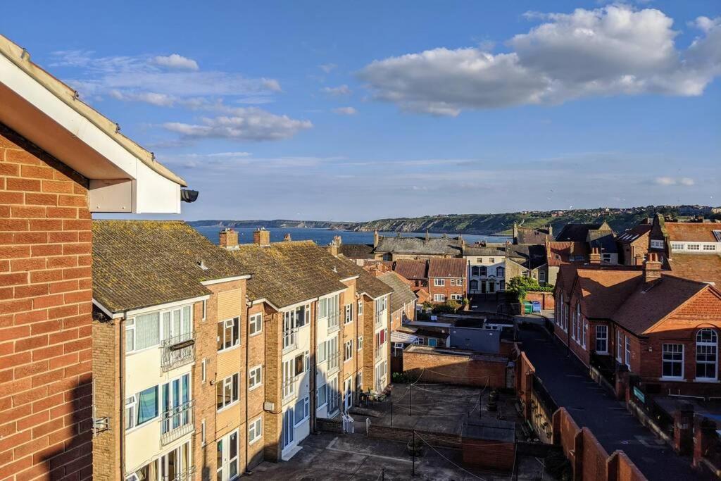 Villa 200 Year Old Large Townhouse With Sea Views Scarborough Exterior foto